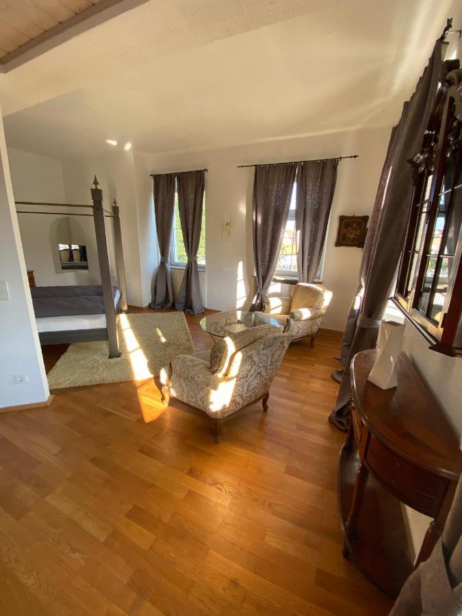 Schloss Hainfeld ภายนอก รูปภาพ